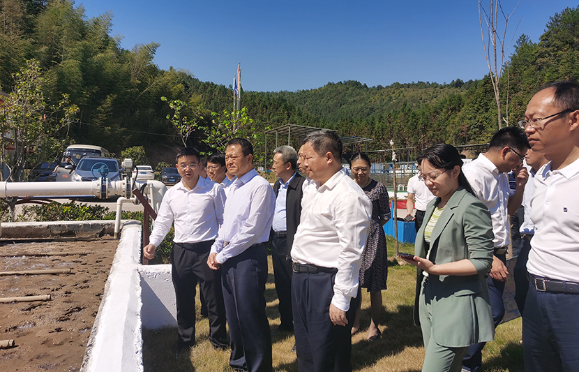 贛州市市委副書記、市長李克堅一行蒞臨挺進(jìn)環(huán)保定南上下營稀土尾水處理站調(diào)研督導(dǎo)
