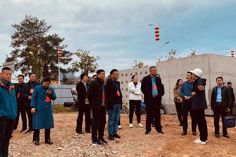 石城縣人大常委會副主任陳讓其一行蒞臨挺進環(huán)保石城縣農污項目考察調研